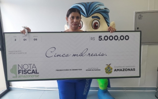Ivanete Lima Alencar ganhou 5 mil no 96° sorteio mensal da Campanha Nota Fiscal Amazonense